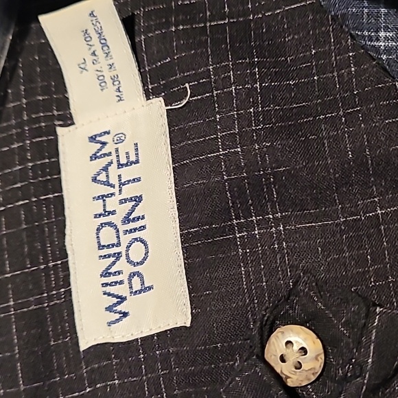 WINDHAM POINTE BLACK BUTTON DOWN WITH PALM TREES - Picture 5 of 10